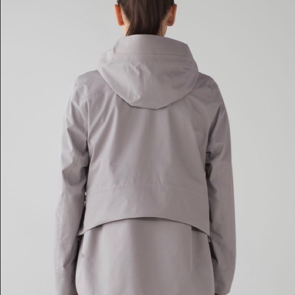 Lululemon Everyday Getaway Jacket - Picture 2 of 10